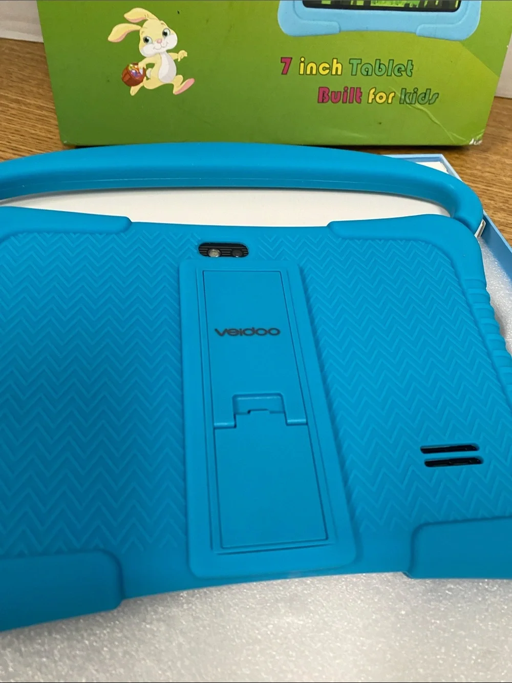 Veidoo Android Kids 7-inch Tablet with Blue Protective Case